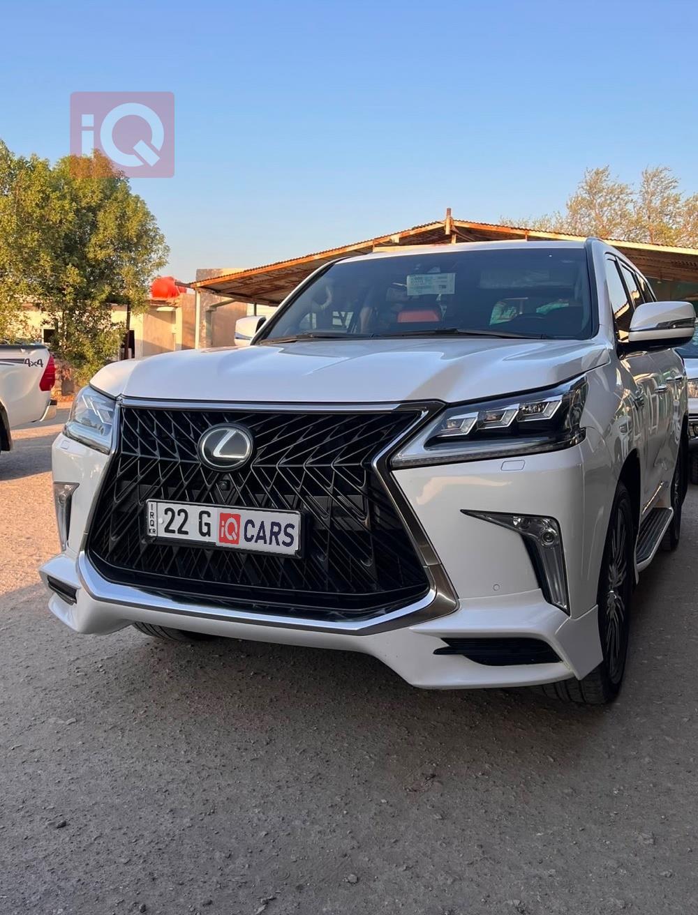 Lexus LX